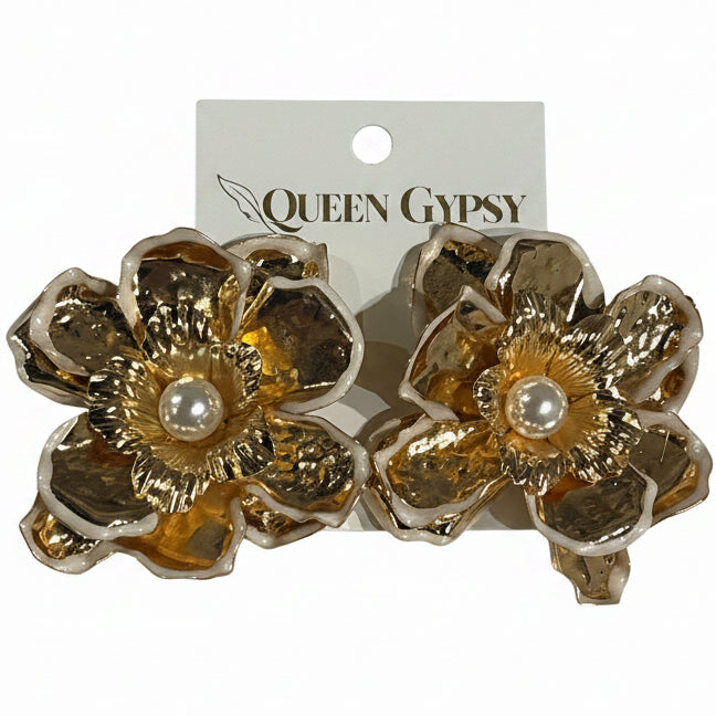 Metal Flower with pearl earring
