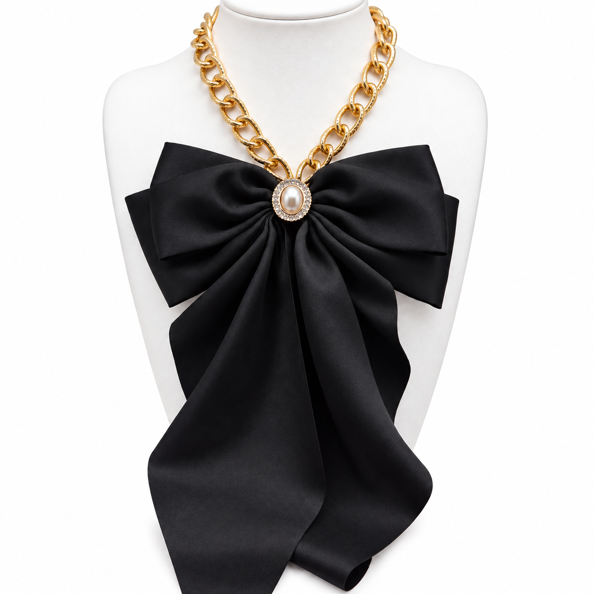 Pearl Bow-lo Necklace
