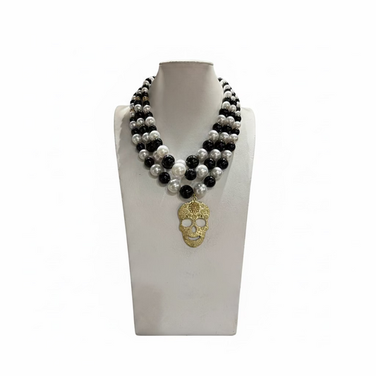 Metal Skull Necklace W pearl