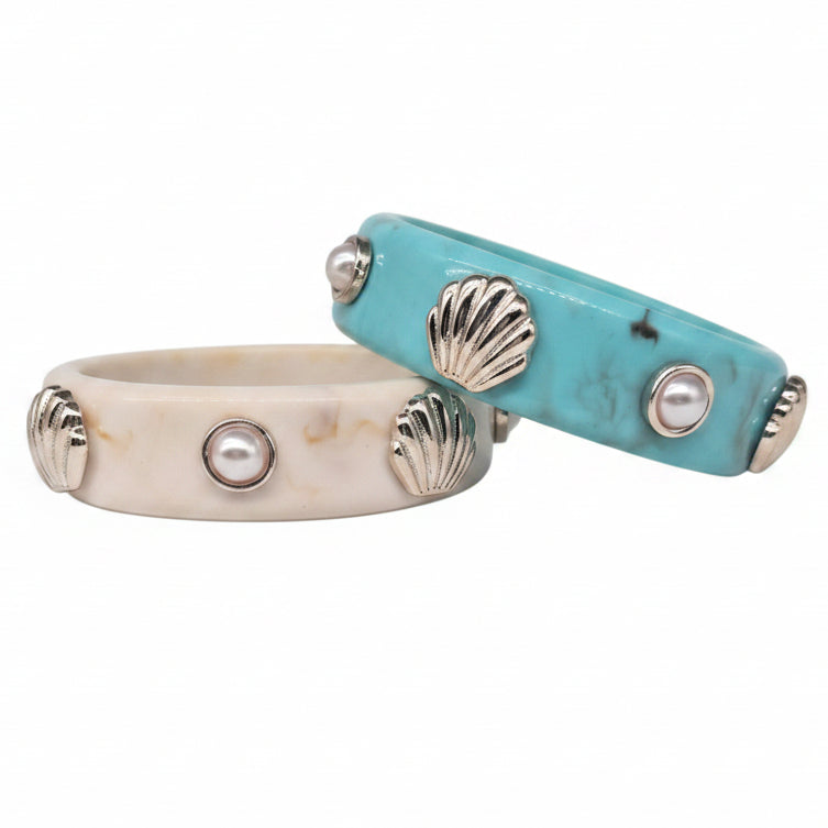 Seashell Pearl Bangle