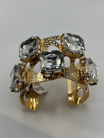 Giant Crystal Cuff