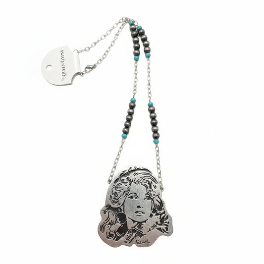 Dolly Profile Necklace