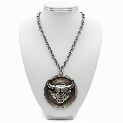 Bull Disk Pendent Necklace
