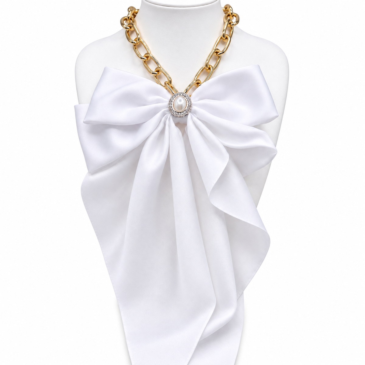 Pearl Bow-lo Necklace