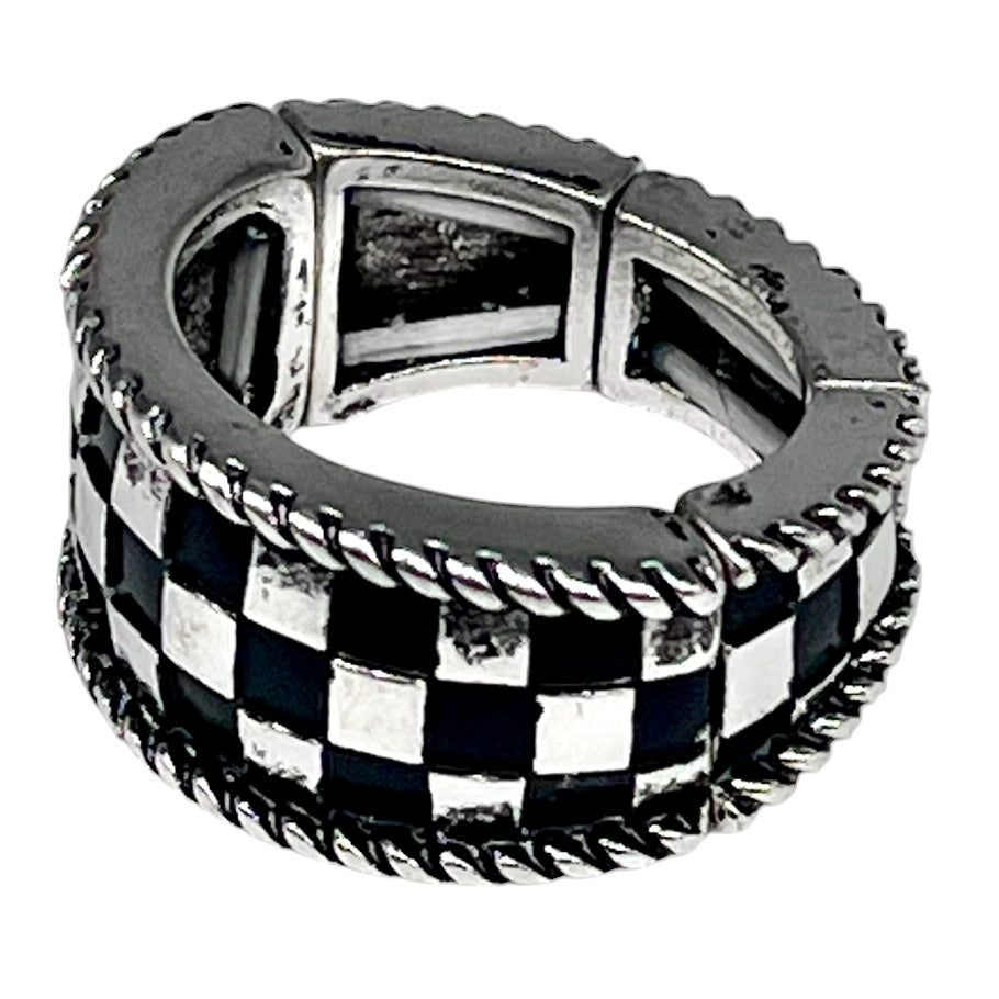 Checkered stretch ring
