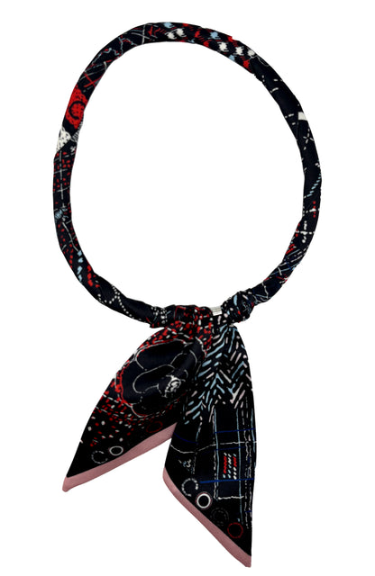 Twilly Necklace Magnetic Closure
