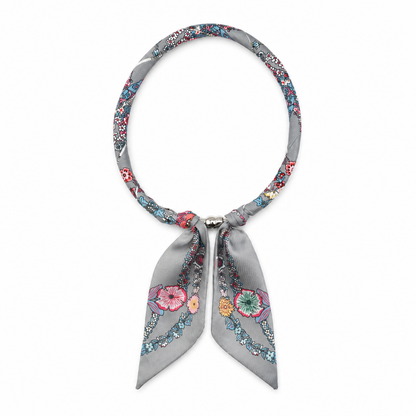 Twilly Necklace Magnetic Closure