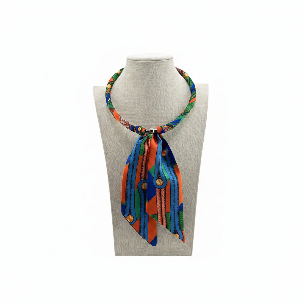 Twilly Necklace Magnetic Closure