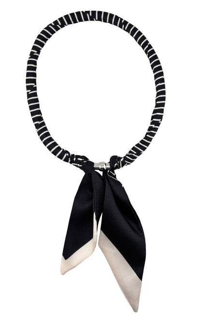 Twilly Necklace Magnetic Closure