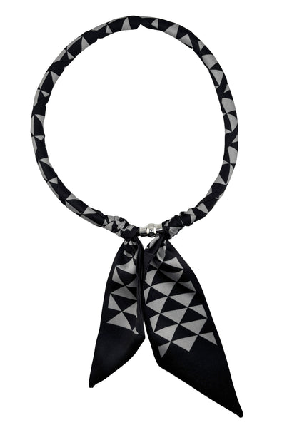 Twilly Necklace Magnetic Closure