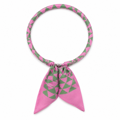 Twilly Necklace Magnetic Closure