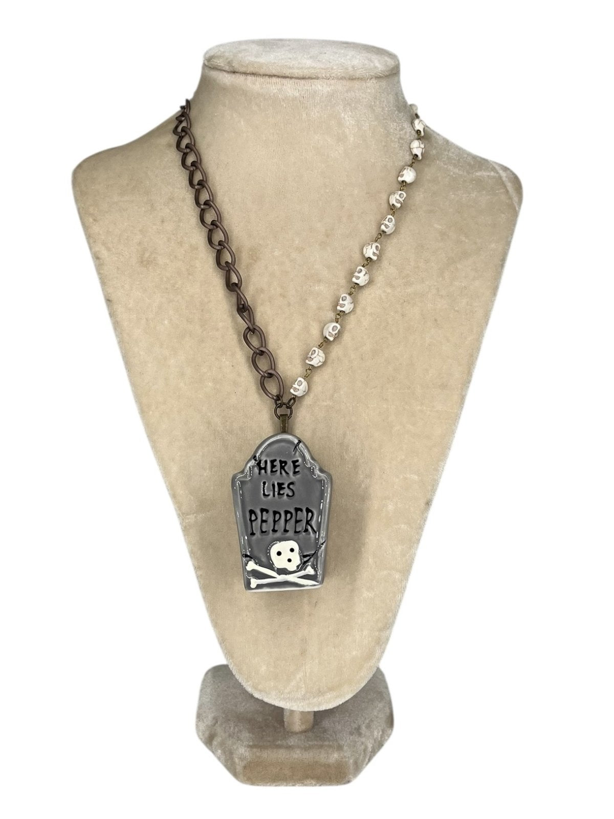 Shaker Necklaces Assorted Halloween