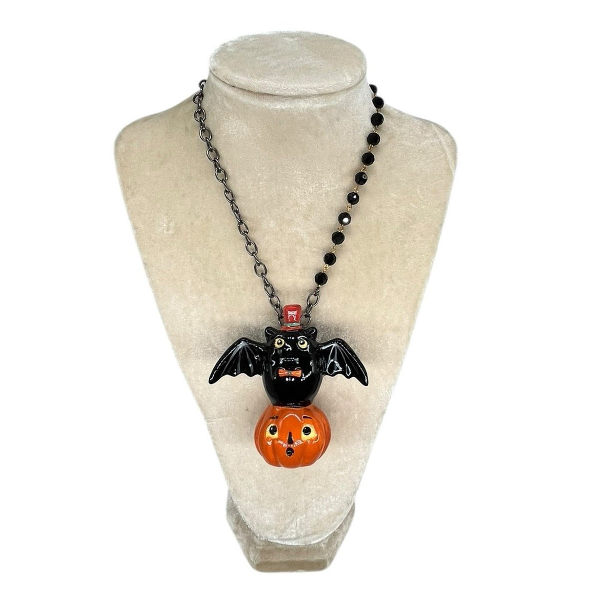 Shaker Necklace-LRG Halloween
