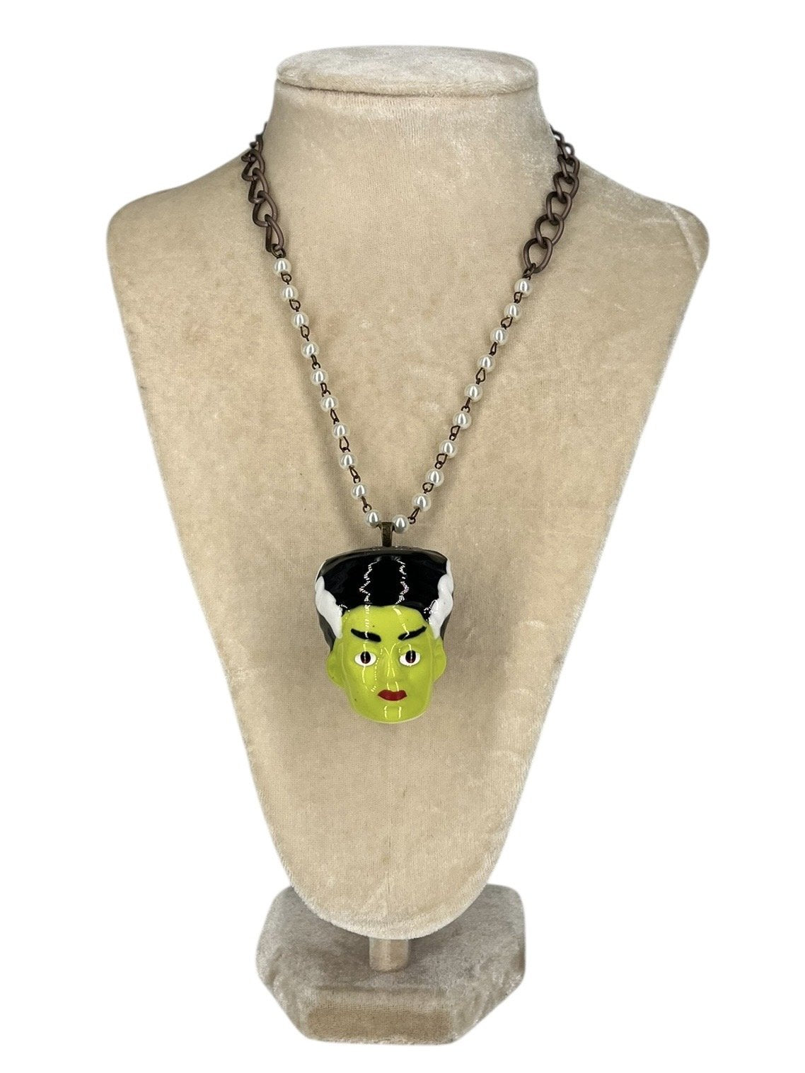 Shaker Necklaces Assorted Halloween