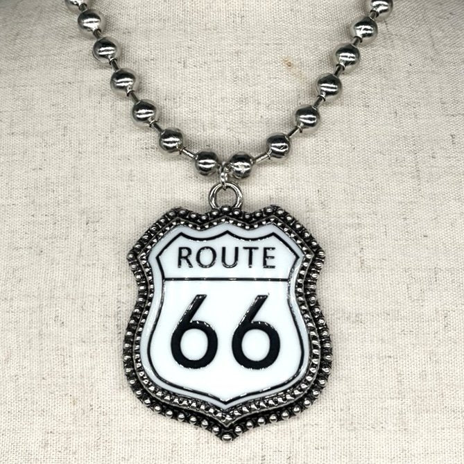 Lrg Route 66 sign necklace